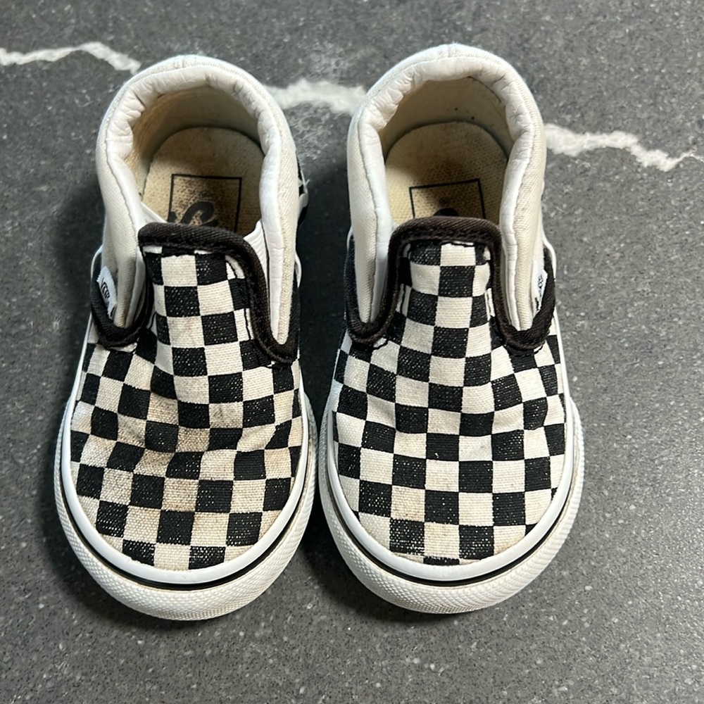 Toddler checkered VANS
